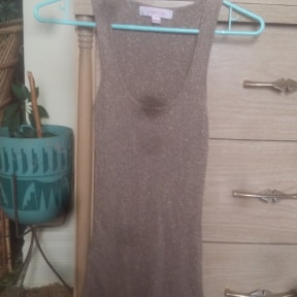 Gold Sparkle Tank Top - Picture 2 of 2
